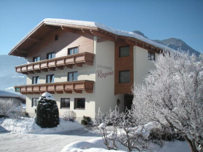 Gästehaus Regina, Uderns, Österreich
